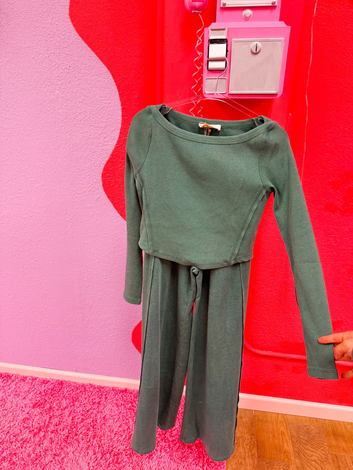 popular girl set hunter Green