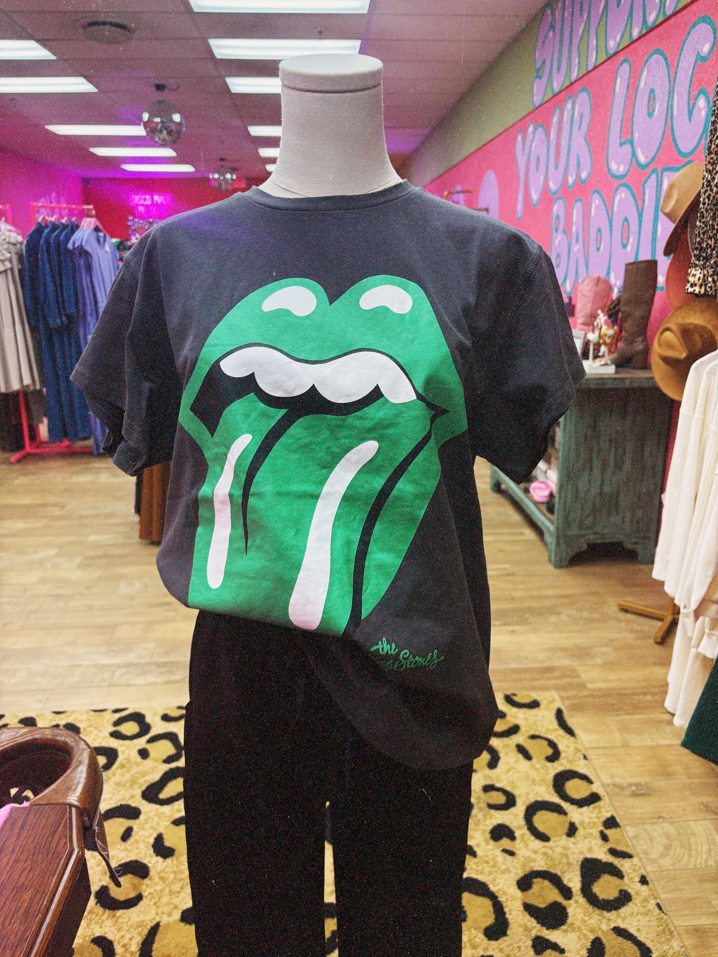 lucky girl rolling stone tee