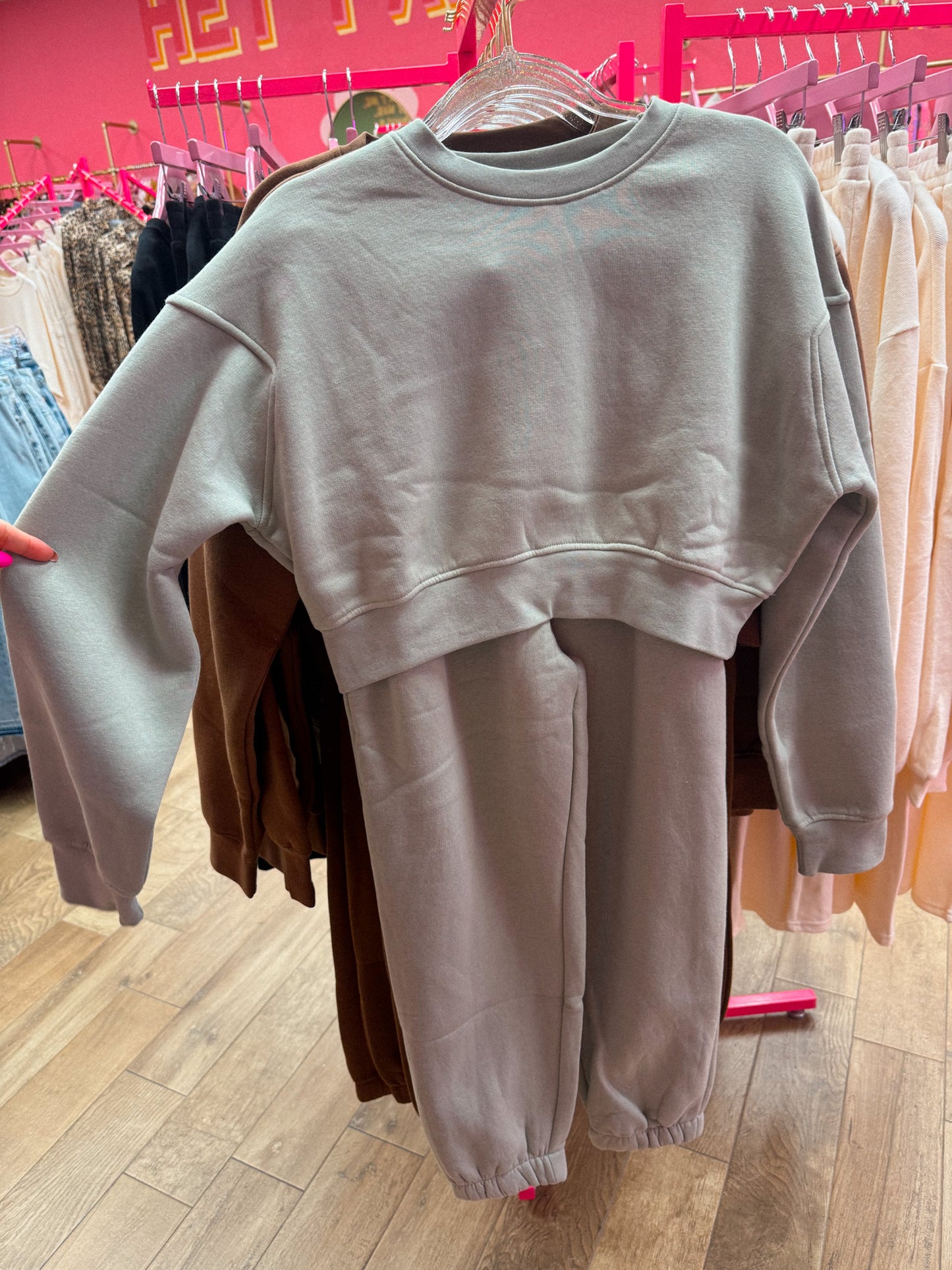 arya jogger set sage