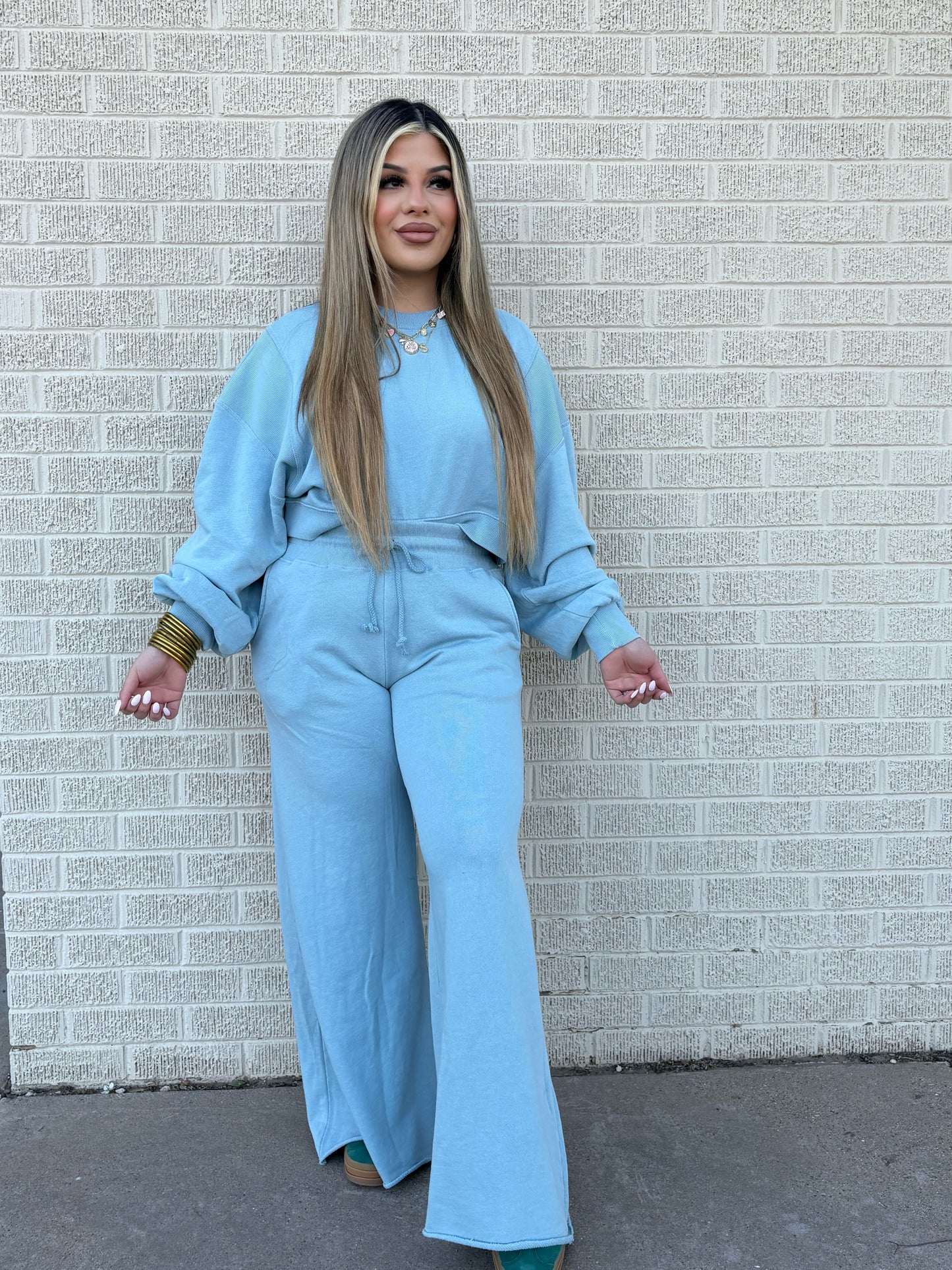 mom on the go sky blue