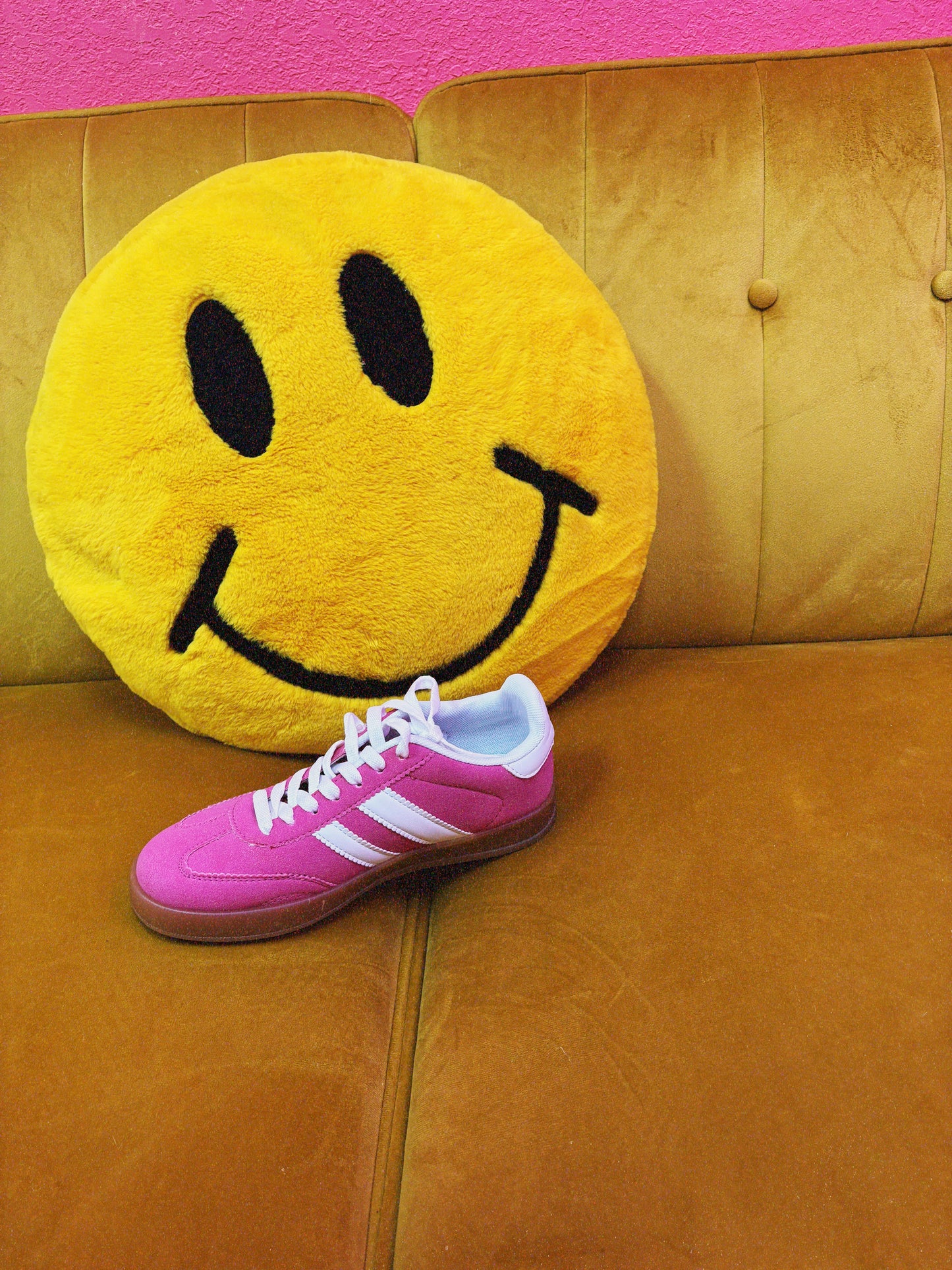 pink sneakers