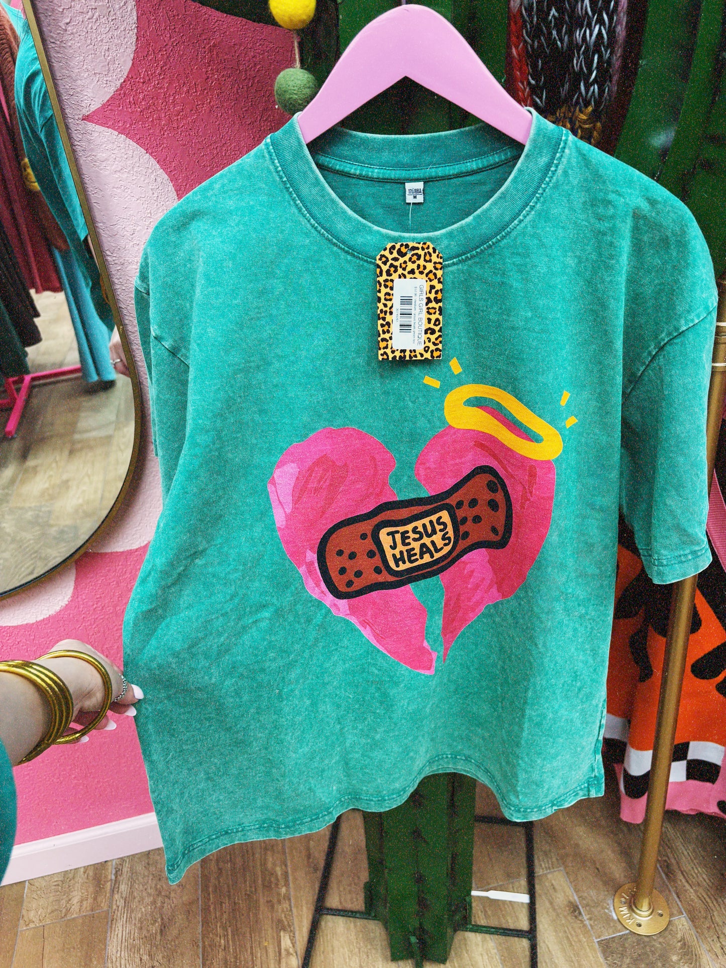 jesus heals green tee