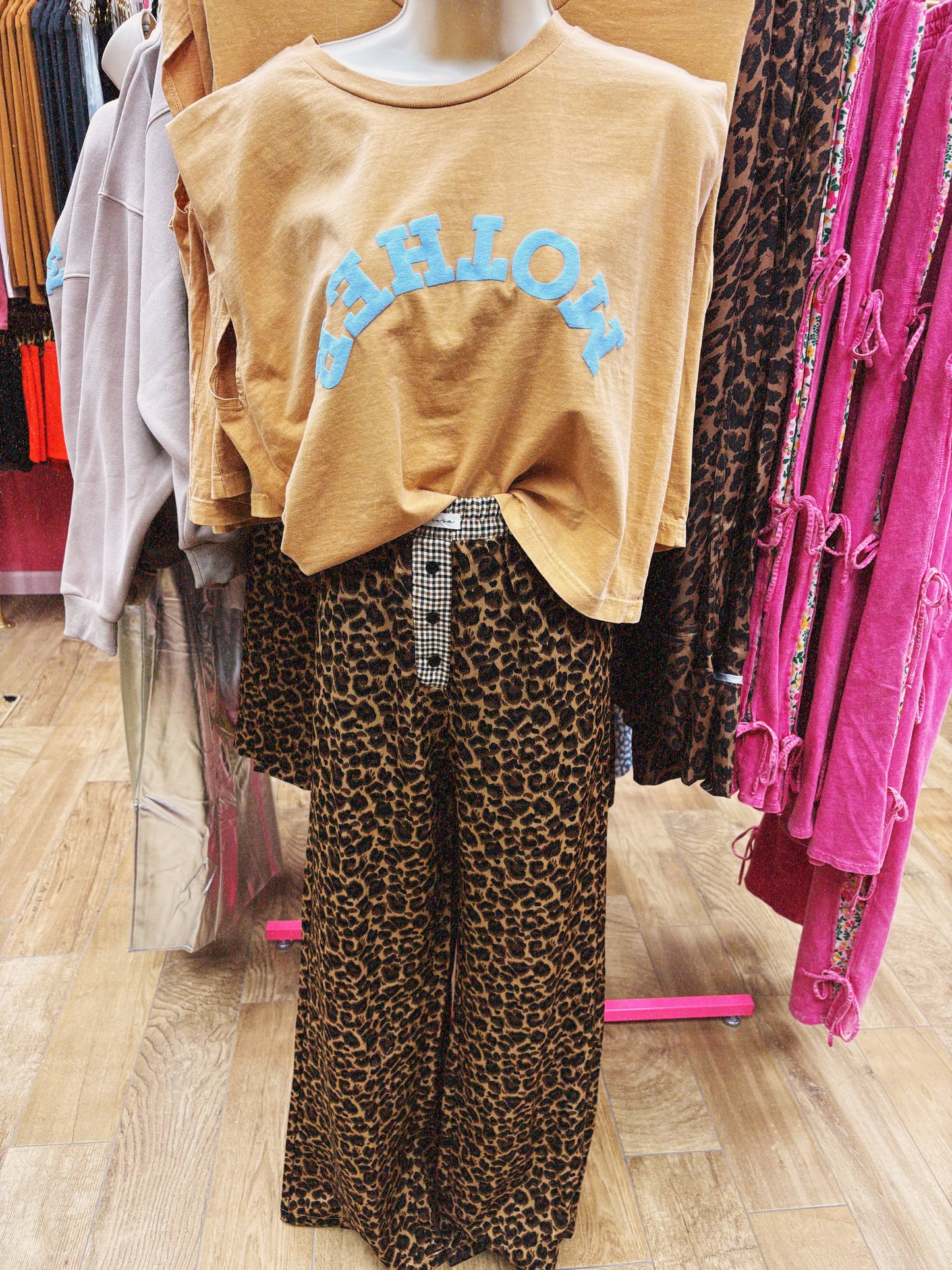 upside down mother tank tee