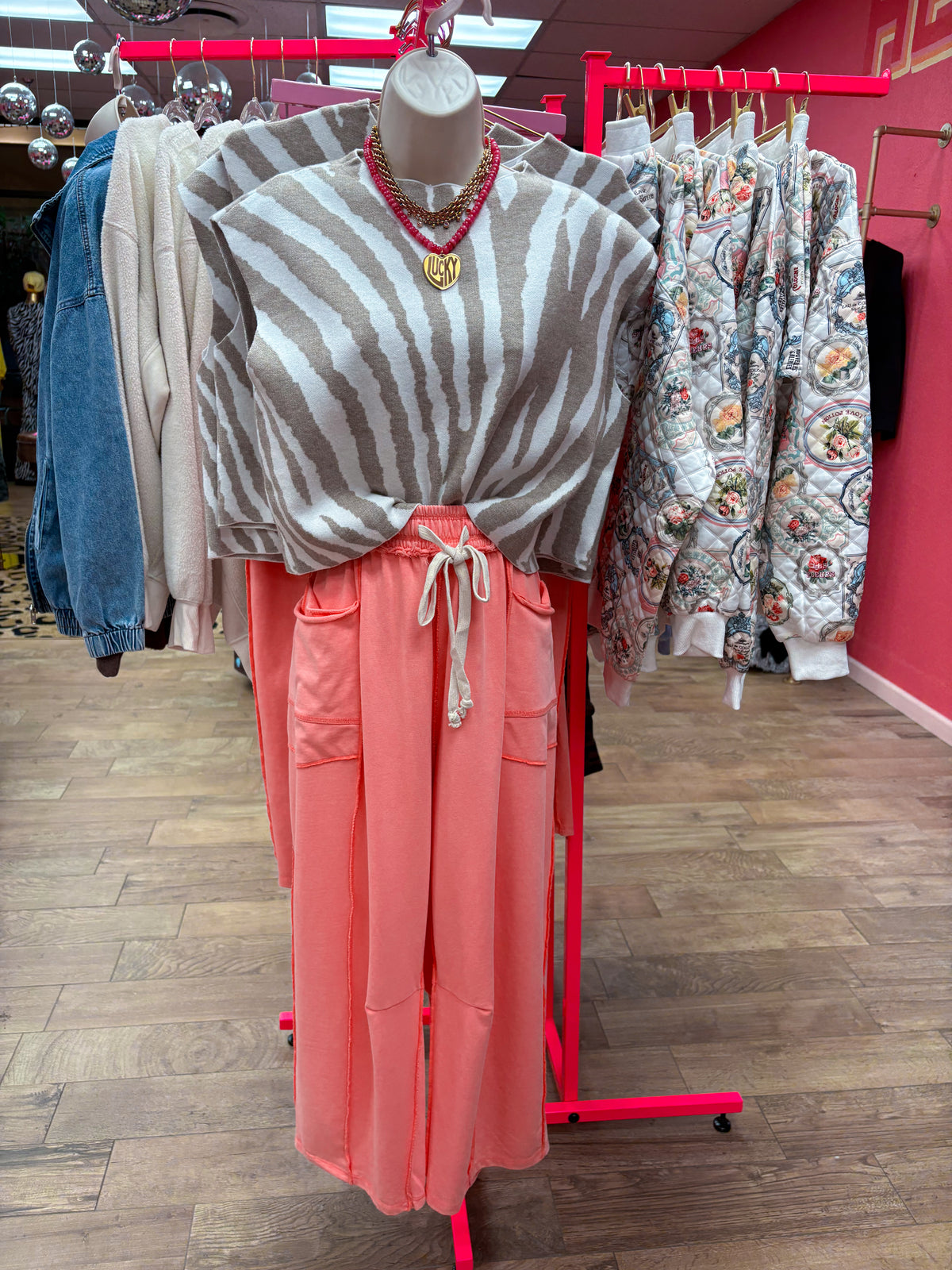 Boxy Tiger Top Ivory