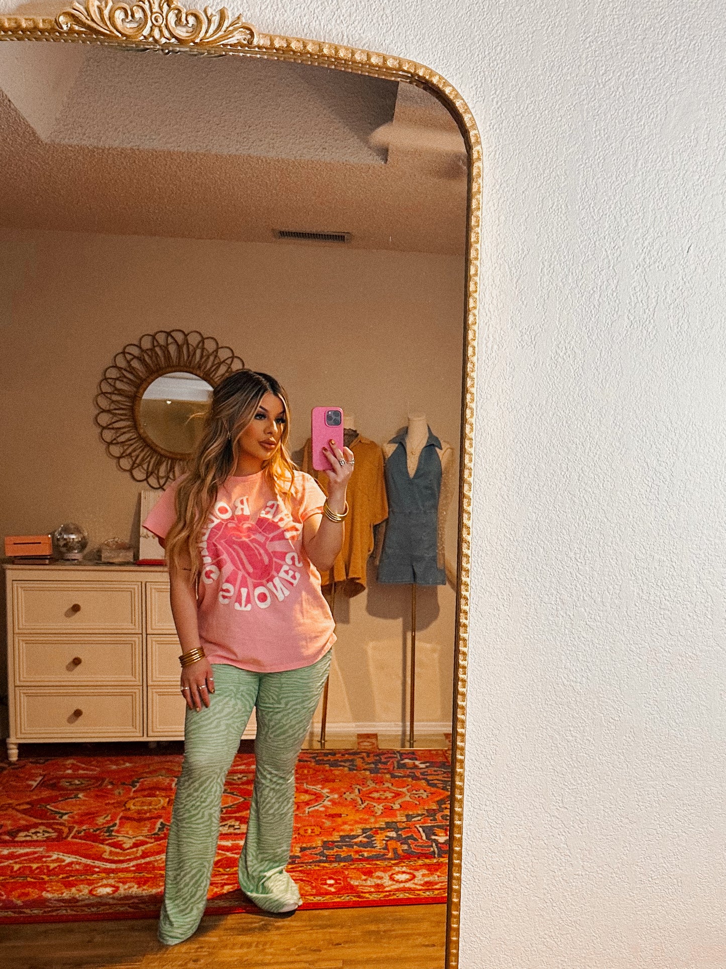 pink rolling stone tee