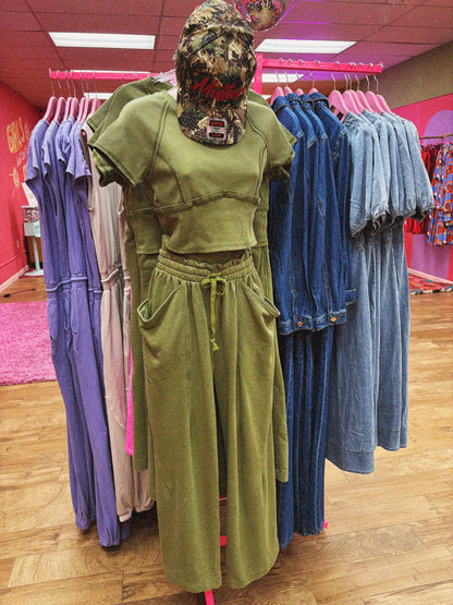 runnin errands olive set