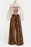 claws out tiger pants