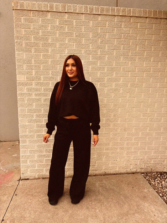throw and go black sweatpant set