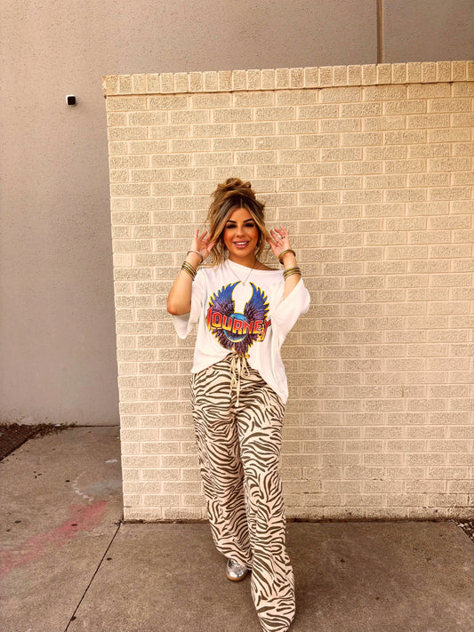 journey band tee o/s white
