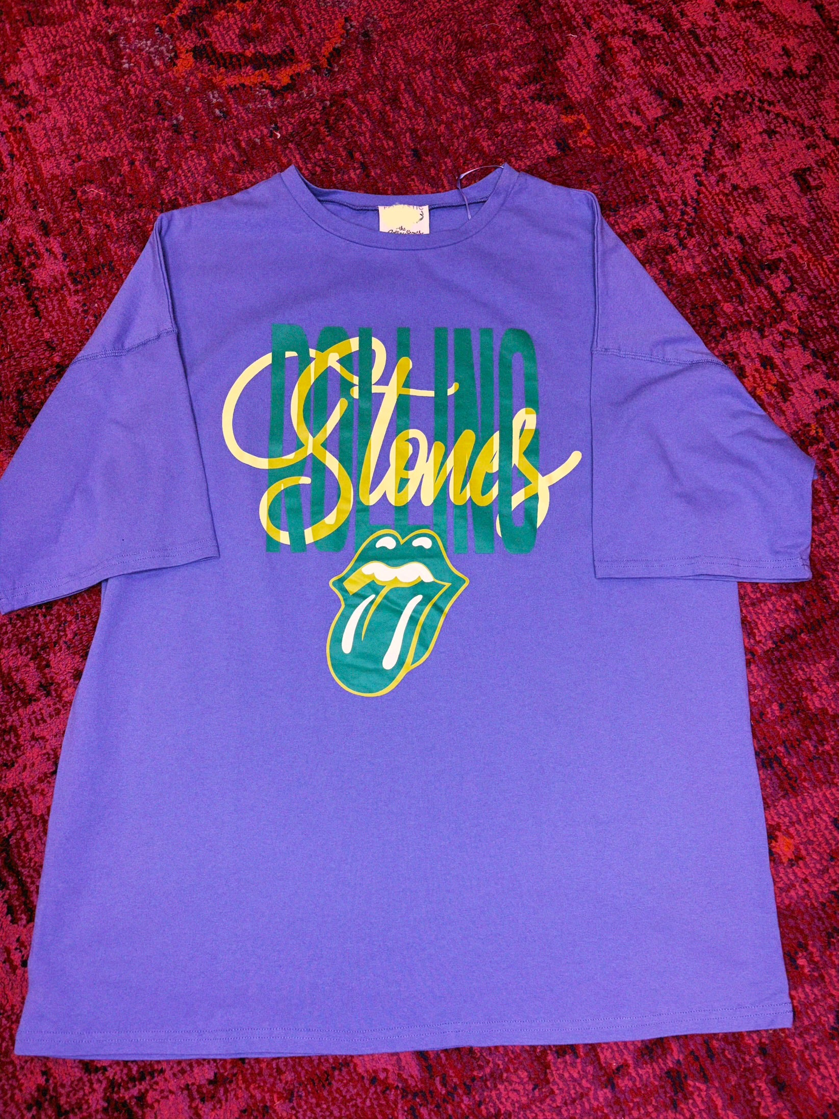 purple&green rolling stone tee