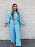mom on the go sky blue