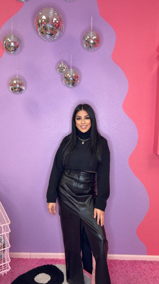 desi turtleneck crop