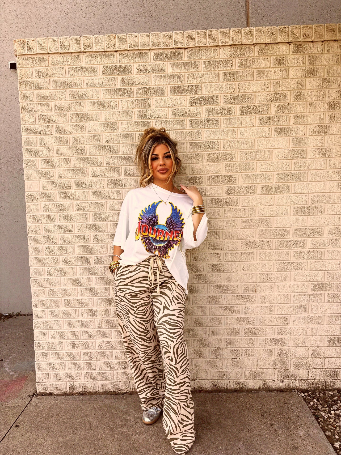 journey band tee o/s white