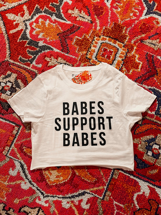 babes support babes crop tee