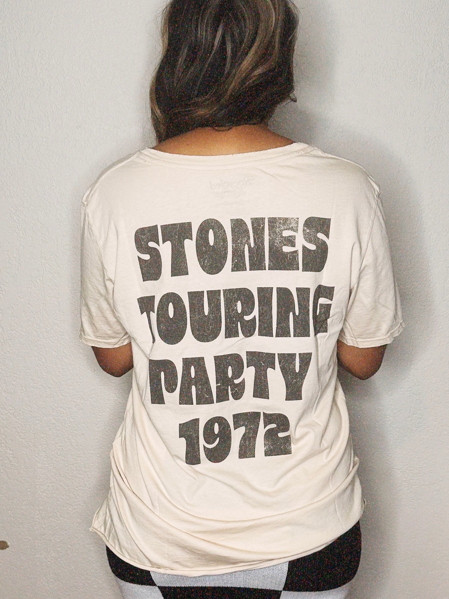 rolling stone dice tee beige