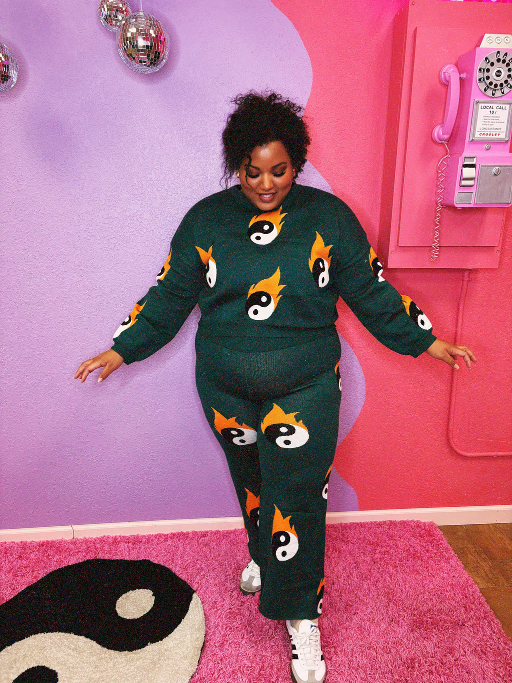 we come in peace knit pant set